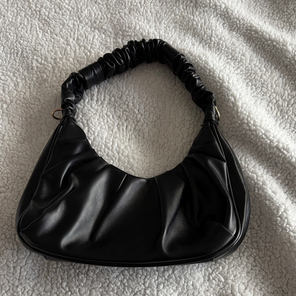 Elegant Black Women's Bag